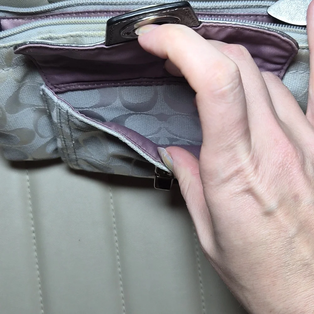 Y2K Coach Silver Signature Crossbody Bag - Silver/Gray